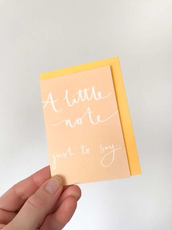 a note to say mini notecard, in yellow with white text